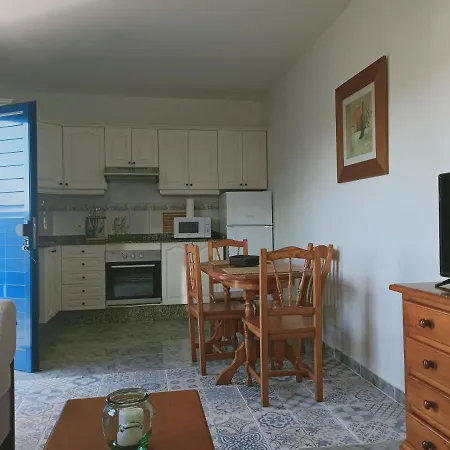 Casa Orpegue بيت للعطل تيغيسي